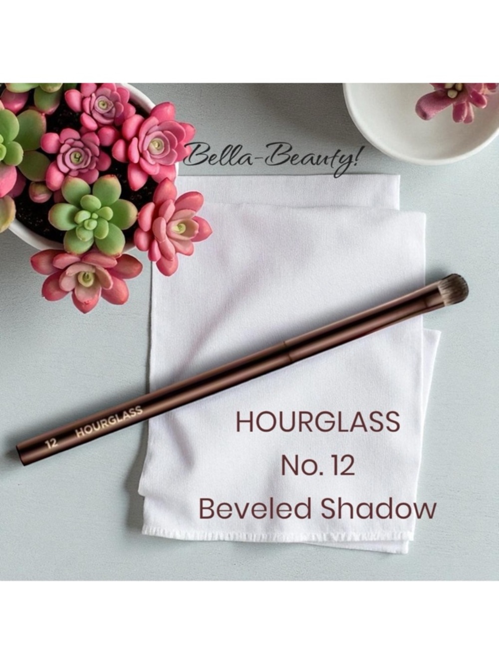 HOURGLASS No. 12 Beveled Shadow Brush  ~NEW~